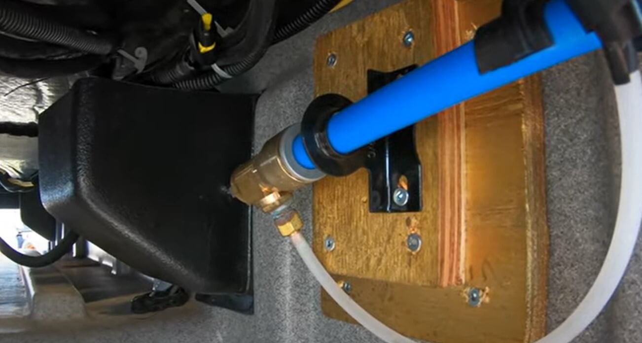 How To Winterize A Whirlpool Refrigerator With Ice Maker?