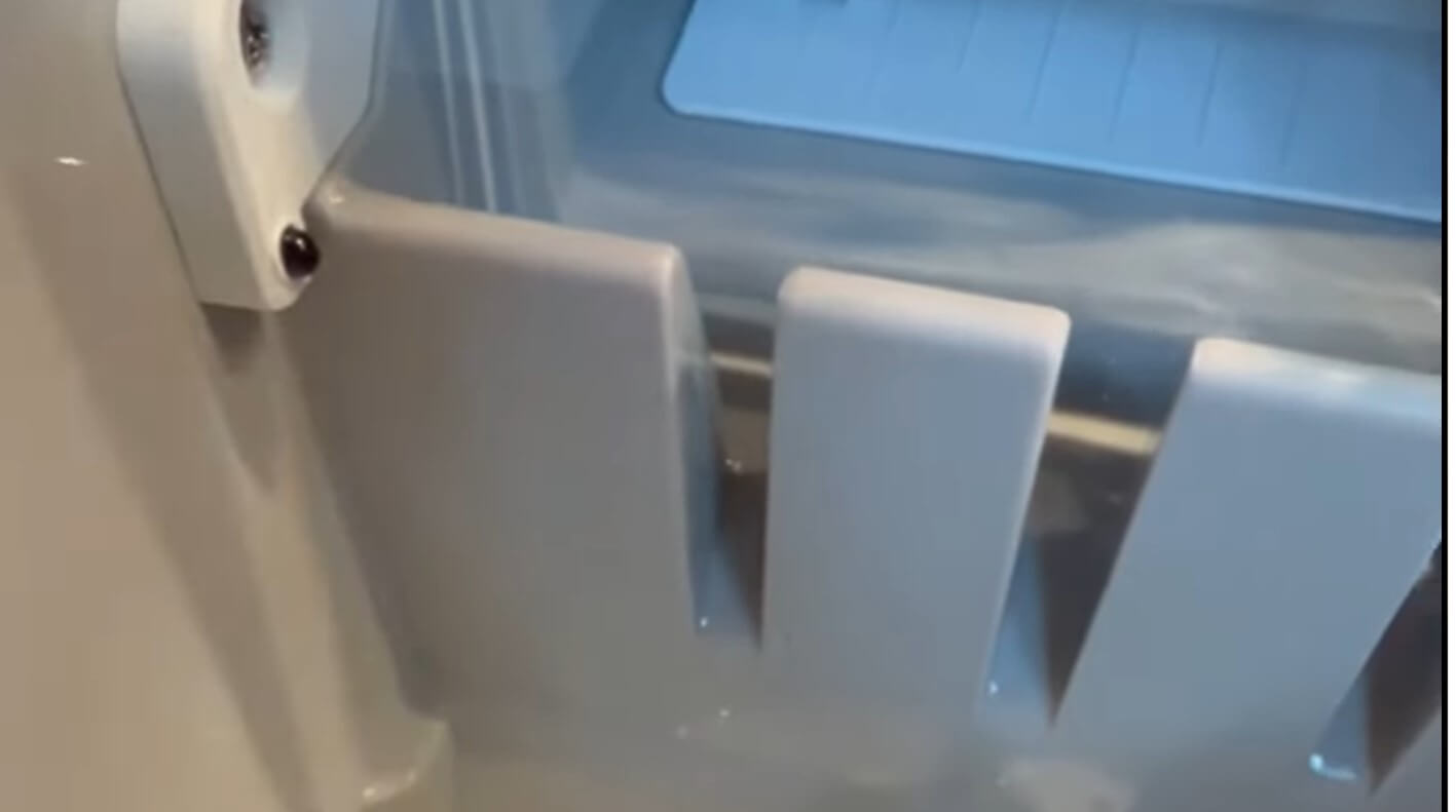 How To Winterize A Whirlpool Refrigerator With Ice Maker? - How To Winterize A Whirlpool Refrigerator With Ice Maker
