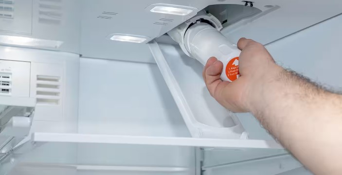 How to Clean a Whirlpool Fridge Water Filter
