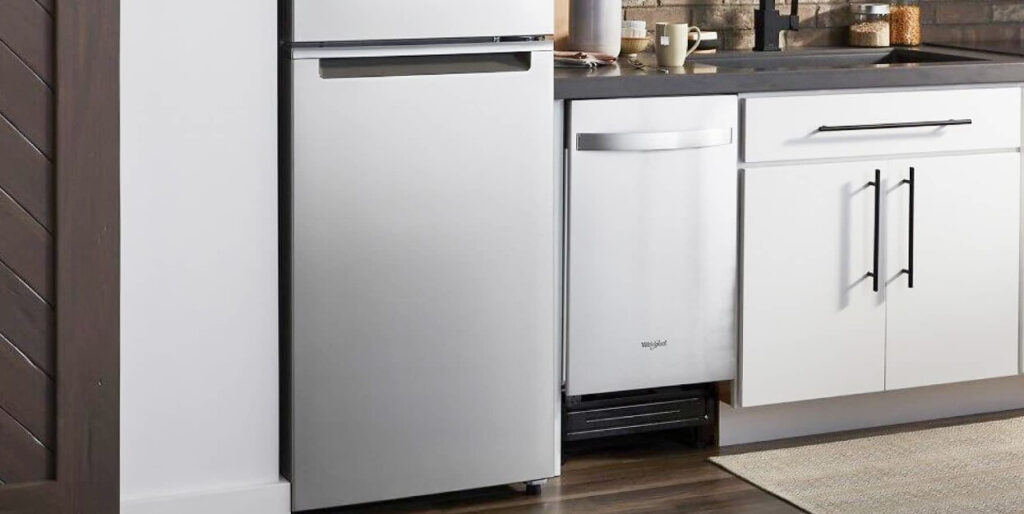How to Level a Whirlpool Top Freezer Refrigerator