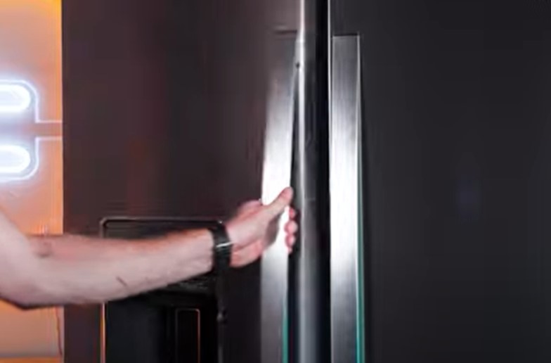 Open both door to remove ice bin from whirlpool french door refrigerator