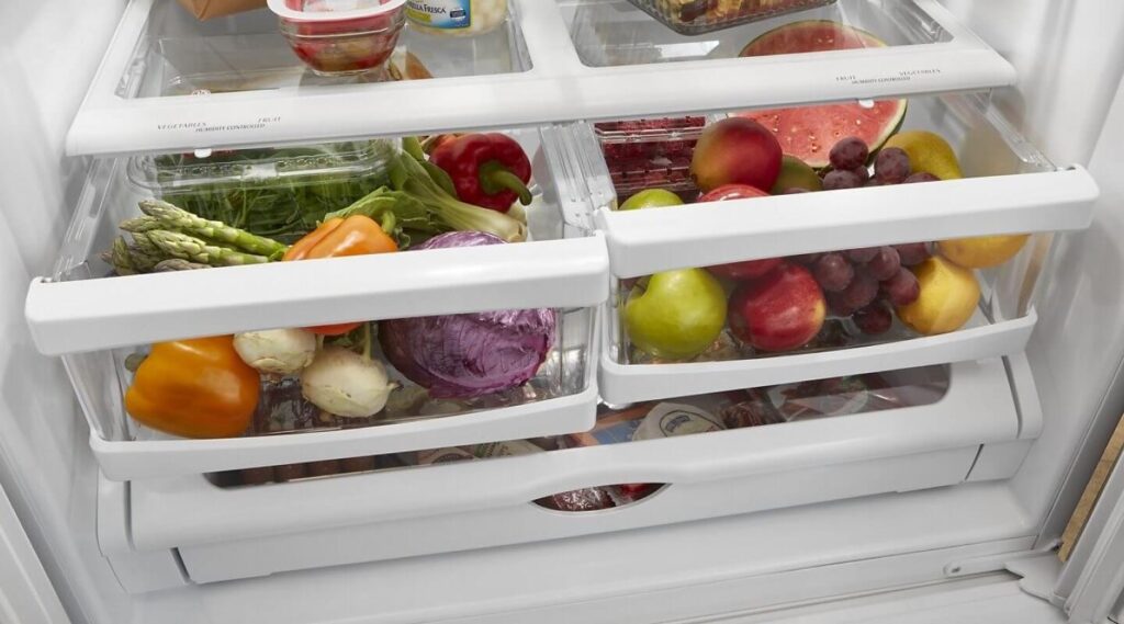 Using-Crisper-Drawers-Effectively-in-your-whirlpool-fridge
