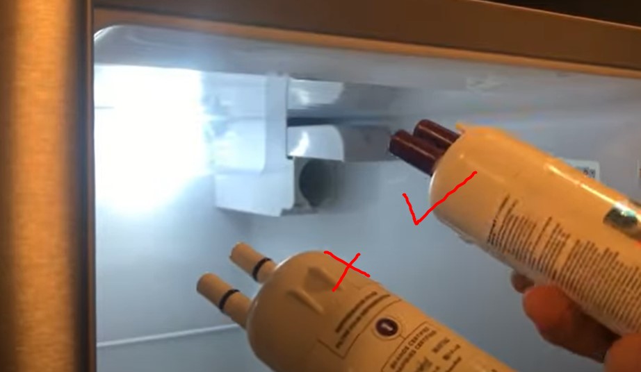 replacing water filter on whirlpool refrigerator 3