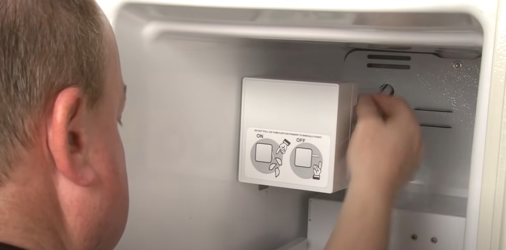 Resetting The Ice Maker of whirlpool refrigerator