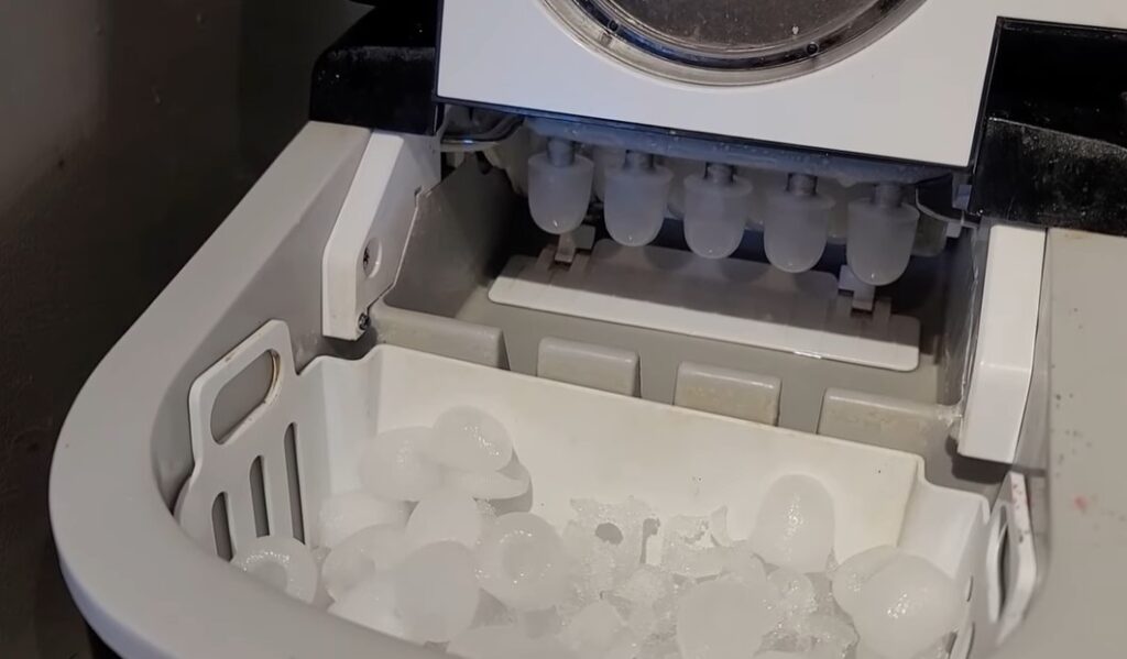 Cleaning Frigidaire Ice Maker